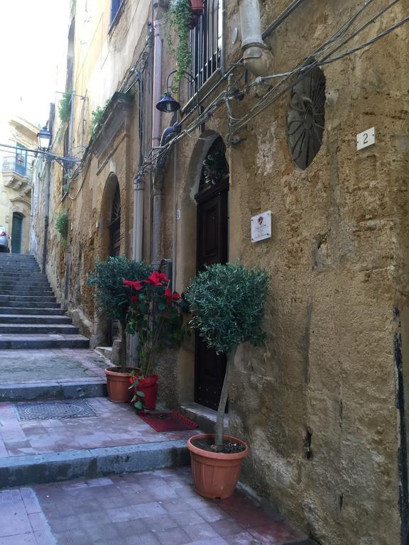 B&B Palazzo Del Teatro 아그리젠토 외부 사진